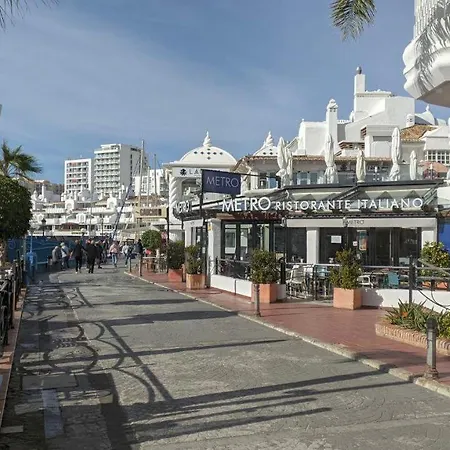 Puerto Marina Lägenhet Benalmádena